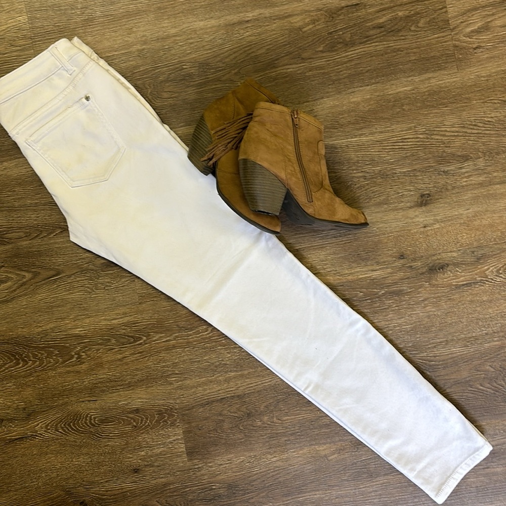 Celebrity Pink - 7 - skinny jeans